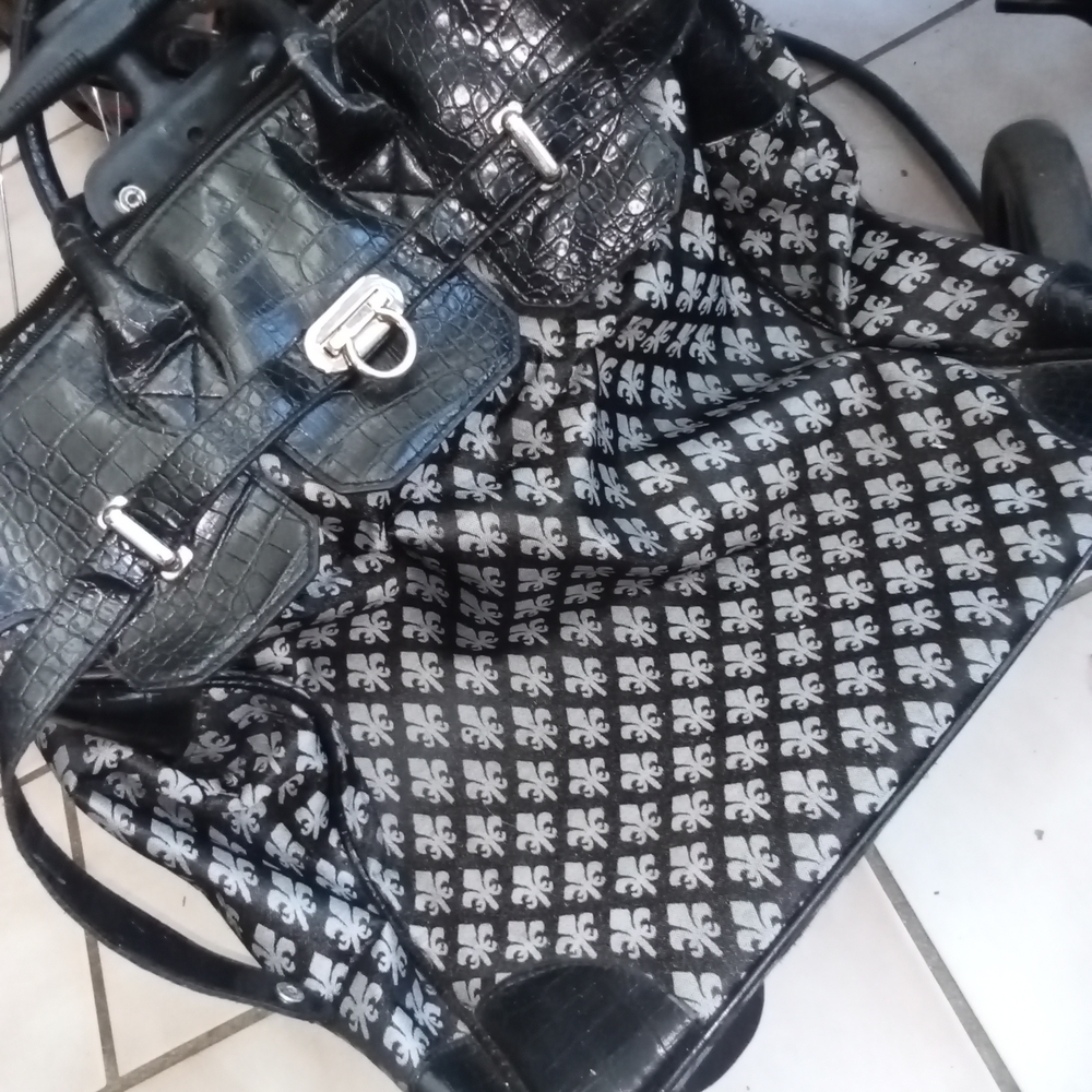Karl Lagerfeld Paris Black And White Patterned Tote Bag On Wheels
